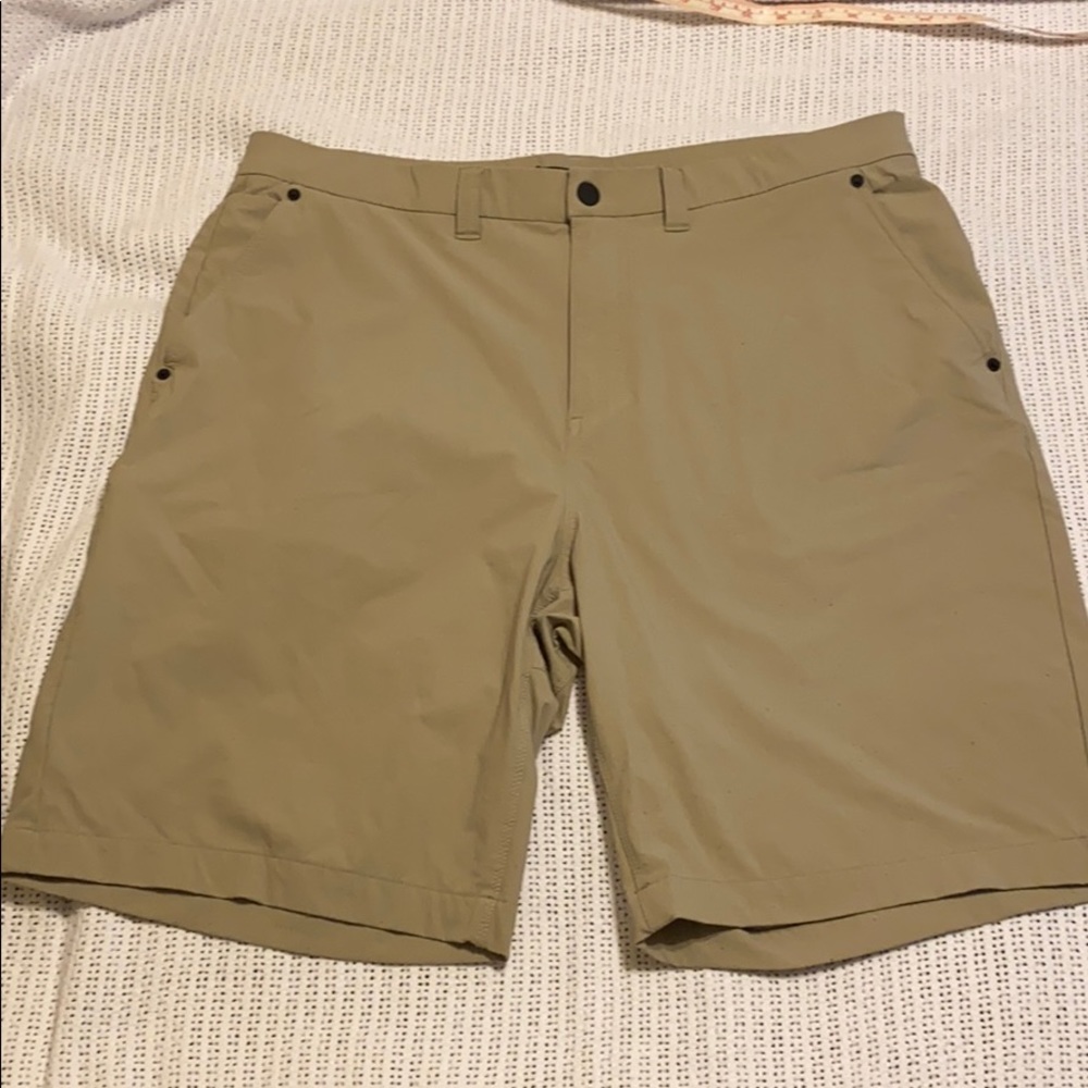 NICE GRAMICCI Daily Driver Khaki Shorts Size 36